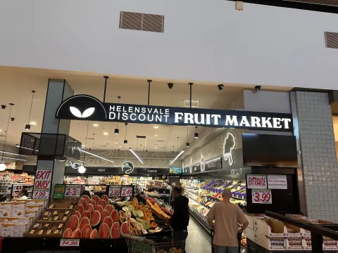 Helensvale DISCOUNT Fruit and Vegetable MARKET featured photo