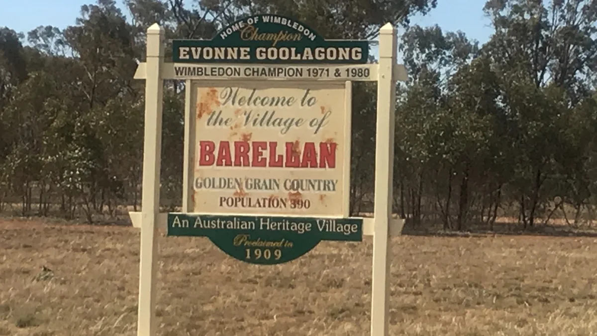 Big Tennis Racquet - Honouring Evonne Goolagong community photo 8 — image 8